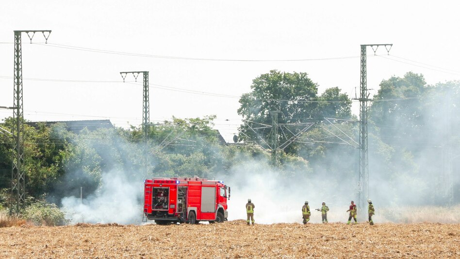 Nach Böschungsbrand in Westdeutschland: Verdacht auf Sabotageakt an Bahnstrecke