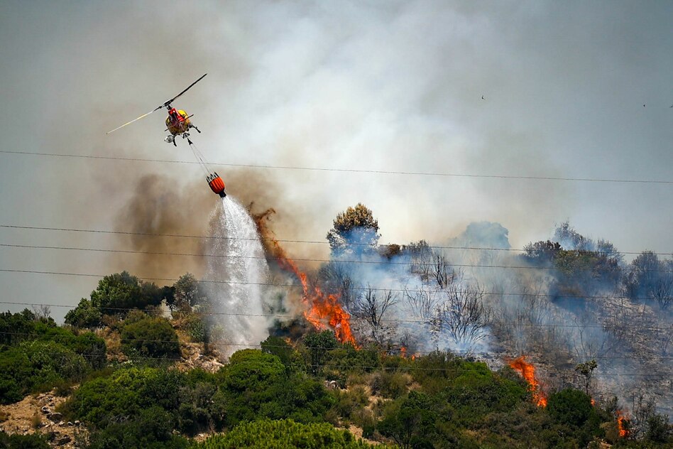 Feuer in Spanien: Die Flammen breiten sich aus