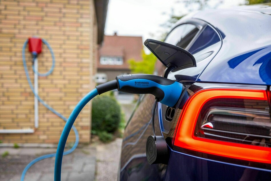 Elektromobilität und Strommarkt: Autobatterie laden und Geld dafür bekommen? So geht's