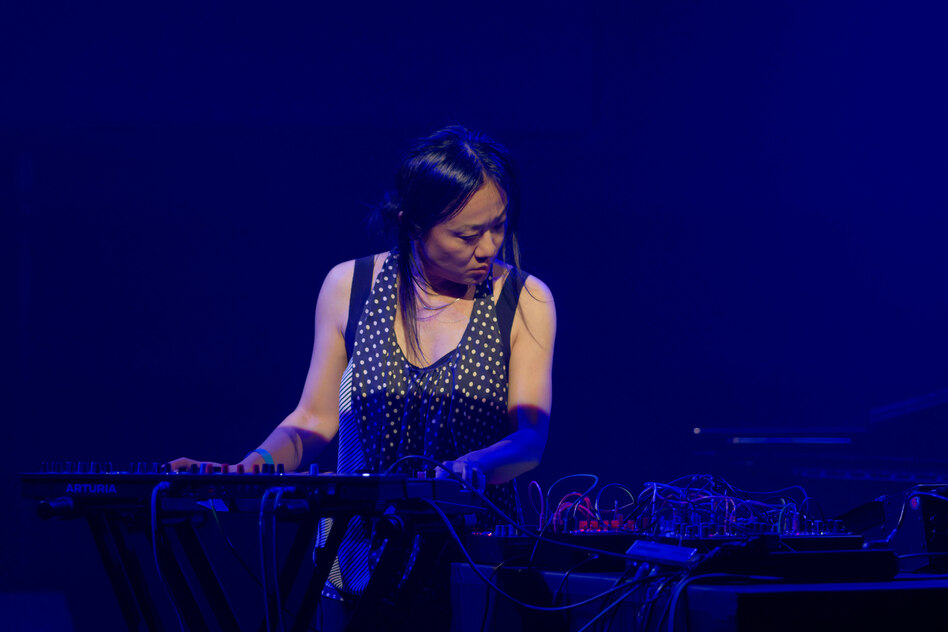 Das 13. „Heroines of Sound Festival“: Topfpflanze im Noisegewitter