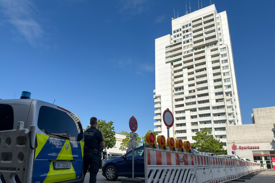 Nach Steinwurf auf Einsatzwagen in Kiel: Polizei statuiert ein Exempel