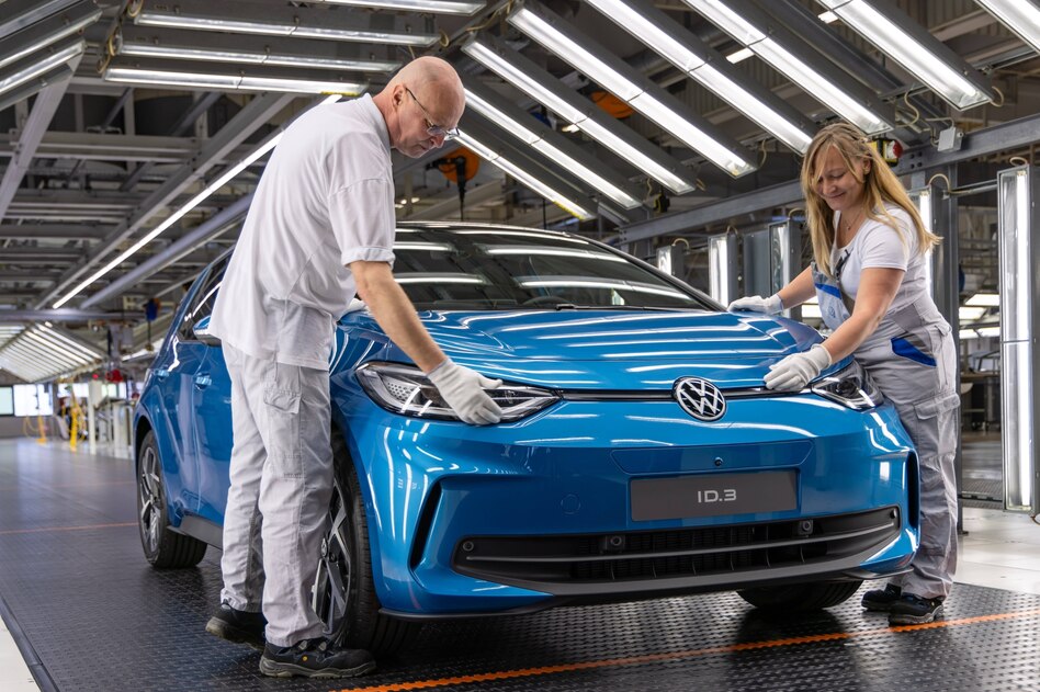 Elektromobilität in Europa: E-Autos werden billiger, Ladesäulen breiten sich aus