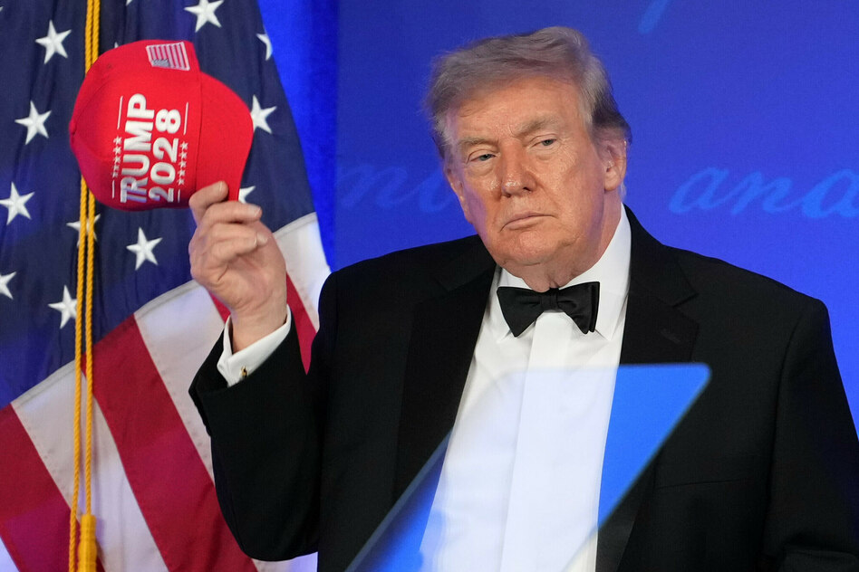 Peinlicher Auftritt bei Presse-Gala: Trump kokettiert mit „Trump 2028“