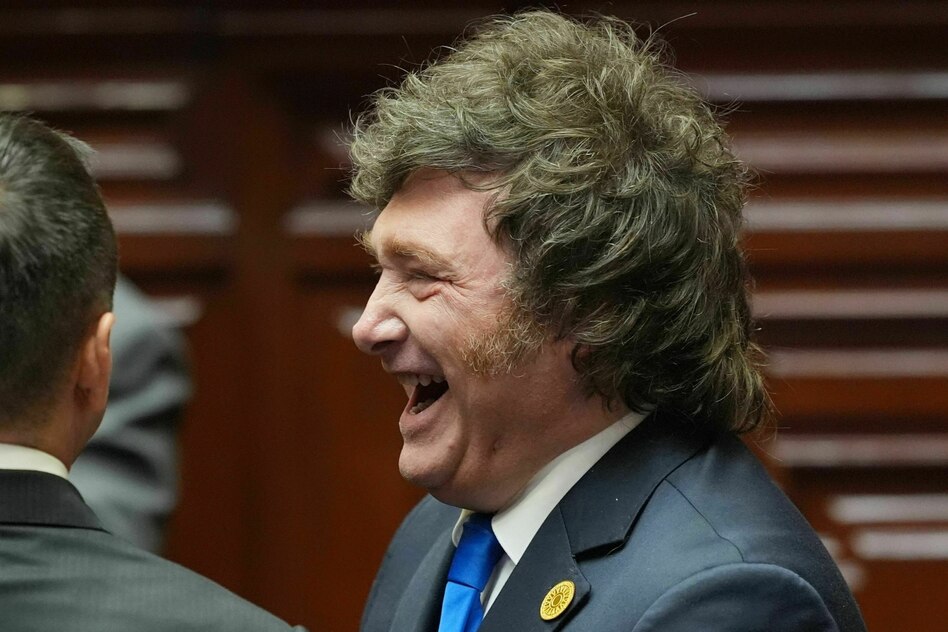 Dekret von Milei tritt in Kraft: Einreiseverbot bei Hass gegen Argentinien