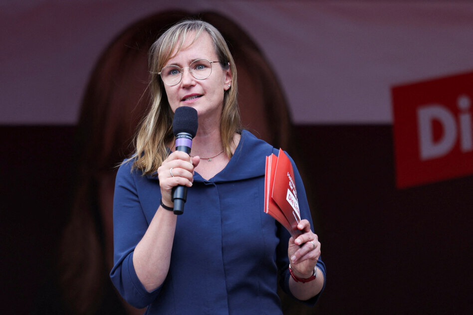 Eva von Angern: Selbst ihr Kater ist ein Konservativer