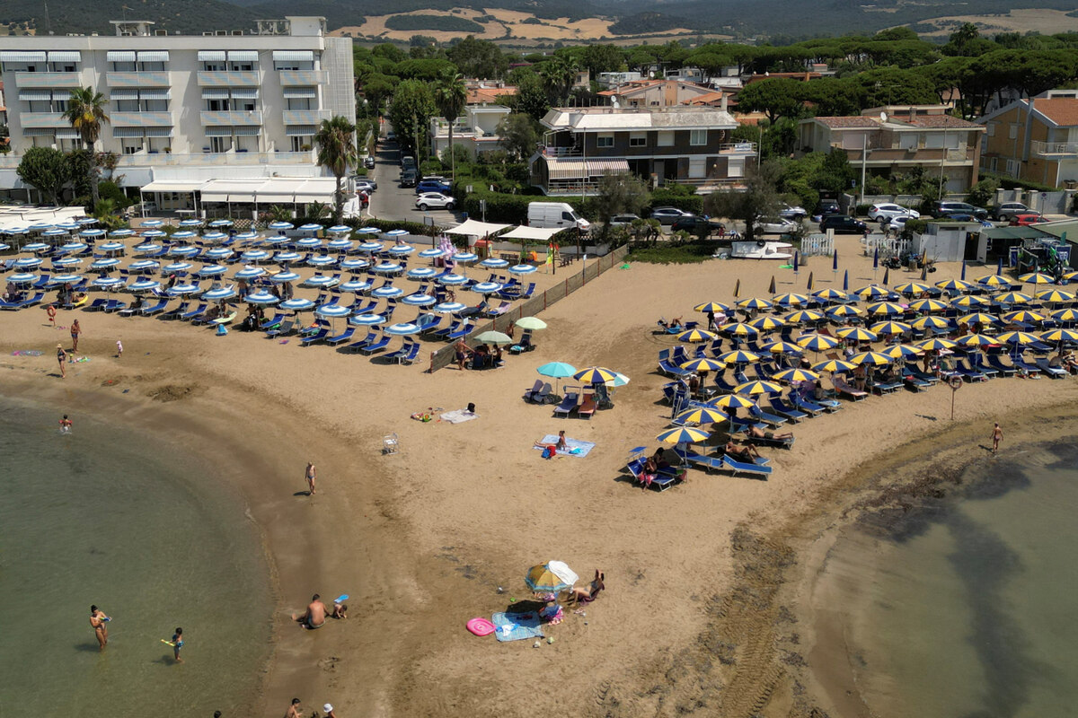 Baden in Italien: Kampf gegen die Abzocke am Strand