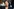 Eine Frau lächelt