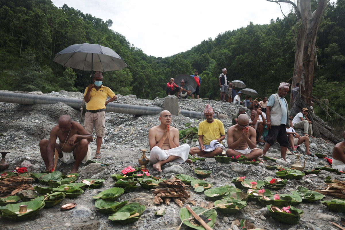 Flash floods in Nepal and climate change: Nepal wants compensation from ...