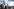 Ein Mann spricht zu Vertretern der Presse
