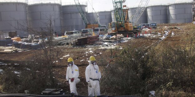 Die verwüstete Anlage der Atomanlage Fukushima