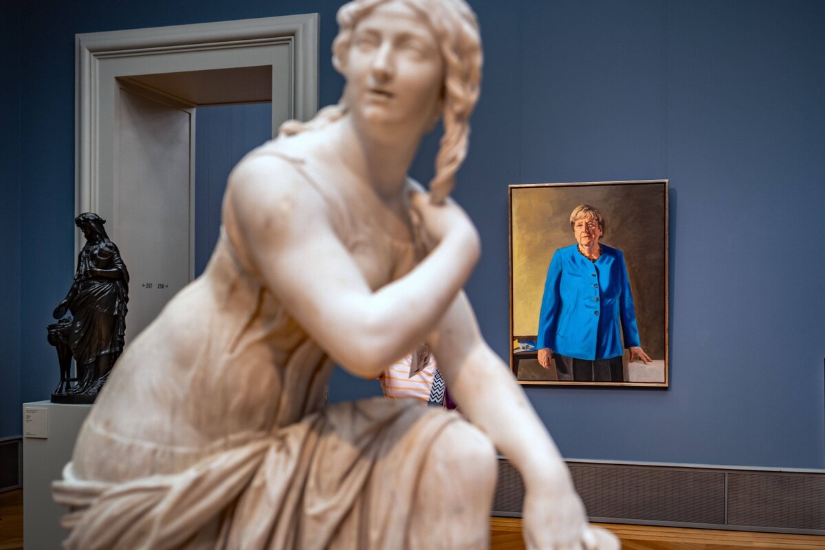 Besuch beim Merkel-Portrait: Mit ihr wollen immer noch alle ein Foto