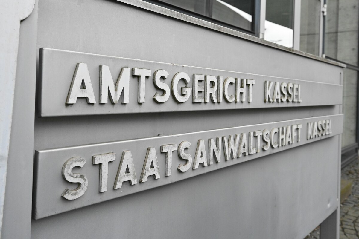 Rechtsextremismus in Lippoldsberg: Buchhändlerin wegen Nazi-Propaganda verurteilt | taz.de