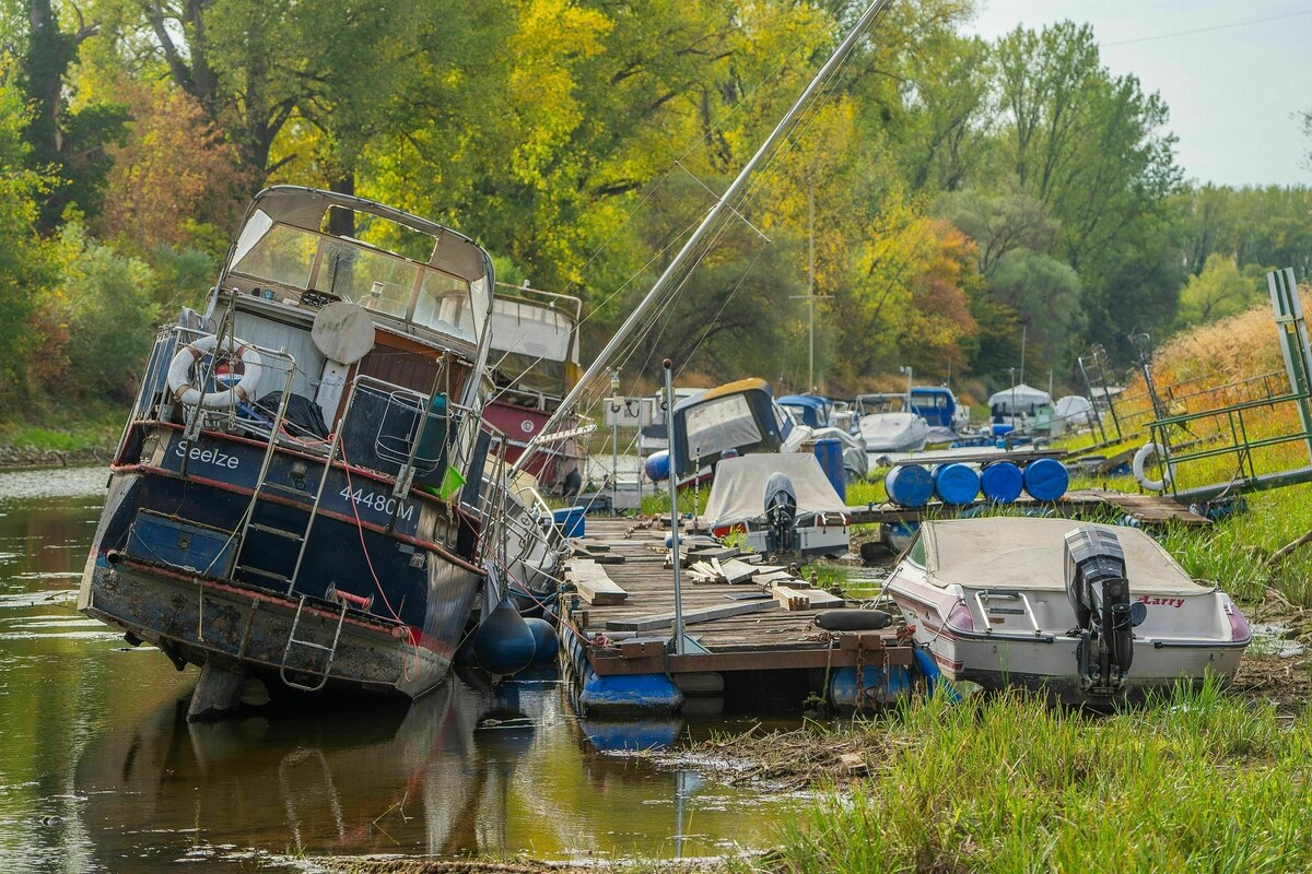 Water crisis in Europe: Berlin and Brussels weaken environmental laws