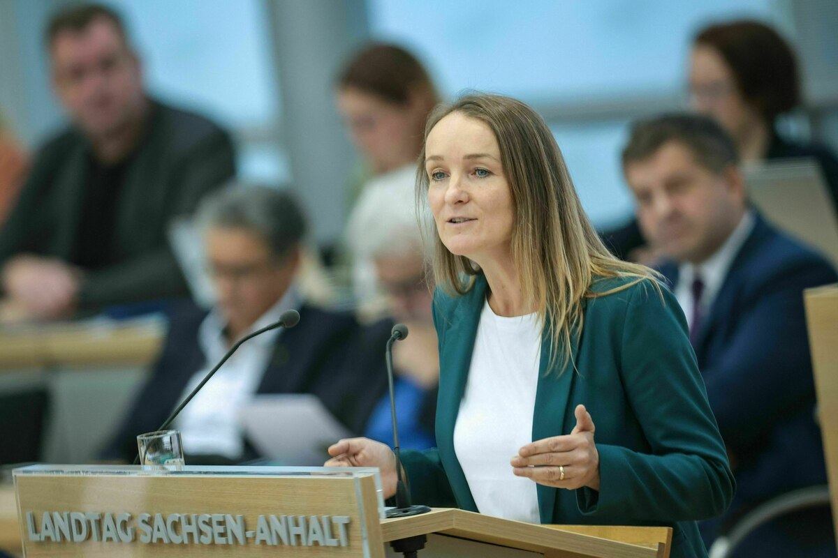 Ukraine-Sonderplenum im Landtag: Liebesgruß nach Moskau