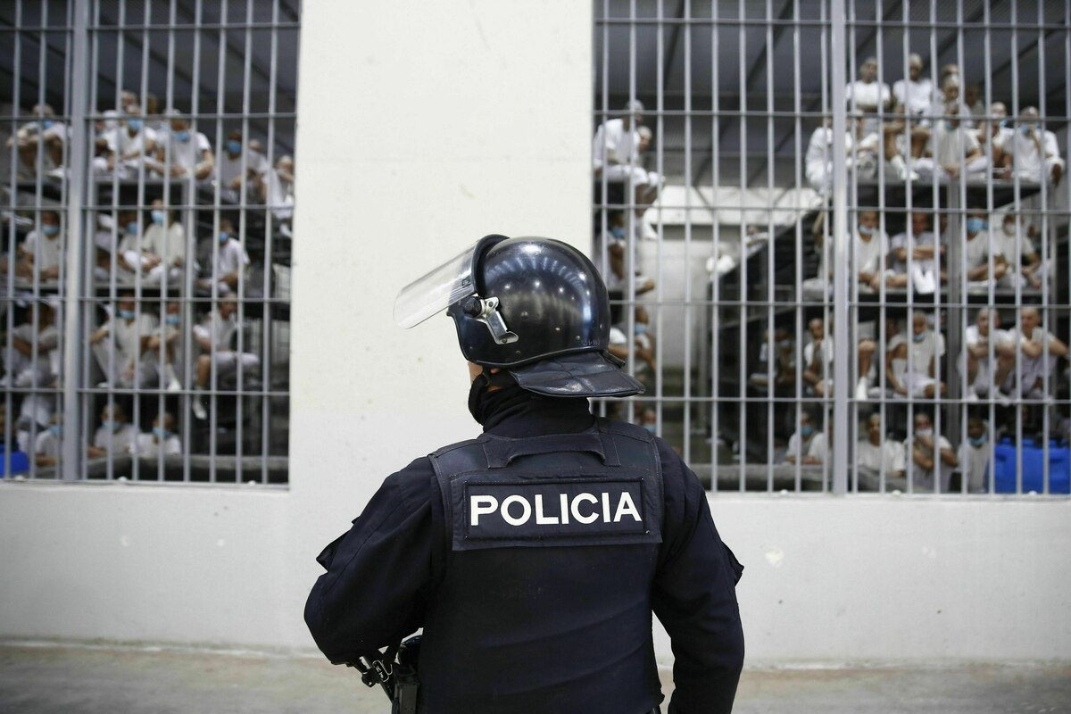 El Salvador: President indicates potential release of thousands of detainees