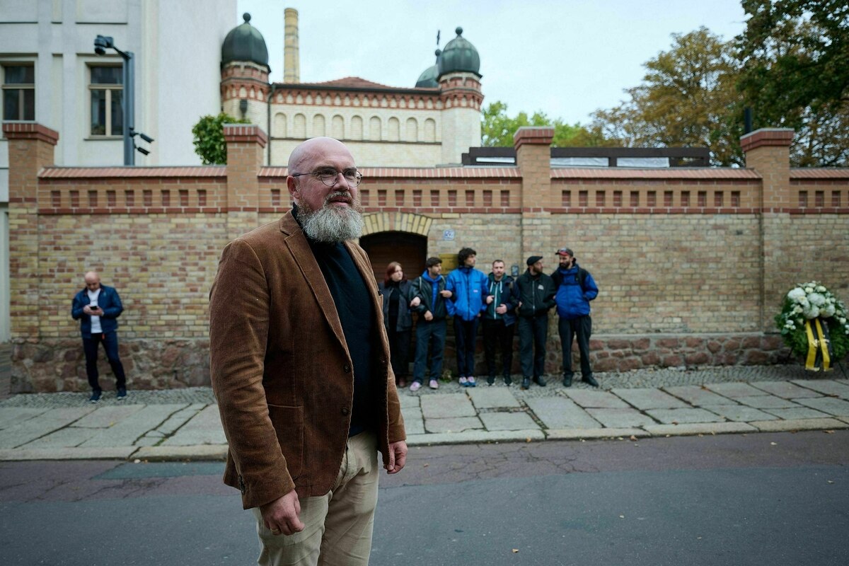 Eklat am Gedenktag: Die Polizei Halle ermittelt gegen Demonstrierende