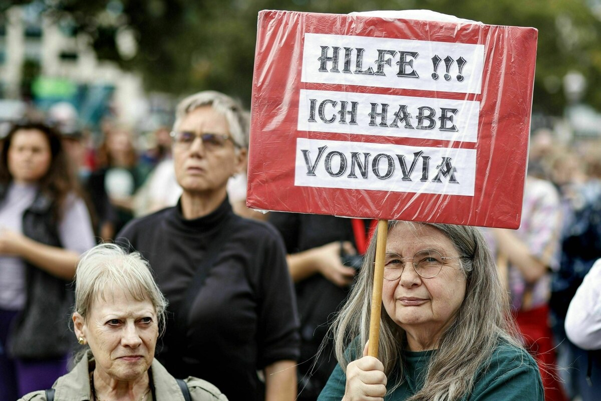 DW Expropriation via socialization: