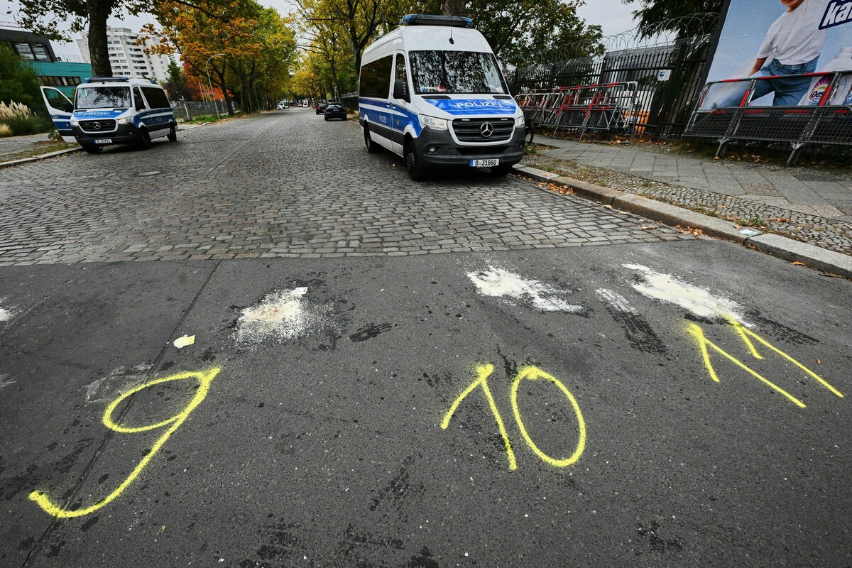 Blockade of Rheinmetall plant in Berlin: Using glue against arms ...