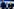 Drei Personen stehen vor einer Pressewand