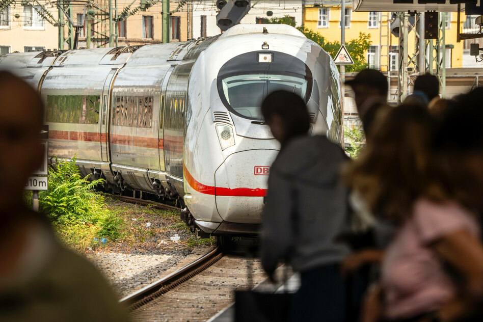 Expertenkommission eingesetzt: Weniger Züge, dafür mehr Pünktlichkeit?