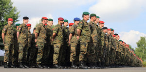Bundeswehrsoldaten in Aufstellung