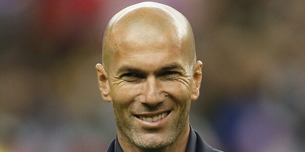 Kopf des grinsenden Zidane