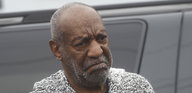 Ein grimmig dreinblickender Bill Cosby