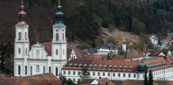 Das Kloster Pielenhofen, aufgenommen am 24.02.2015 in (Bayern).