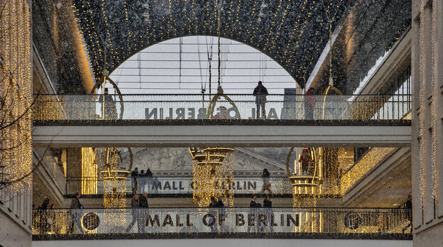 Die Glitzerwelt der Mall of Berlin im Advent