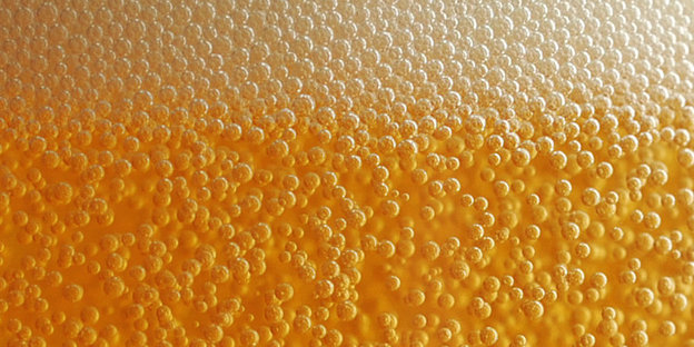 Blasen in einem Bierglas