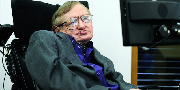 Sir Stephen Hawking, aufgenommen am 30.04.2013 in London.
