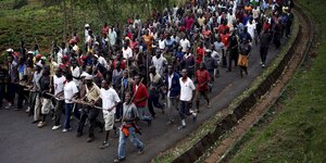 Protestmarsch gegen Burundis Präsident am 3. Juni 2015