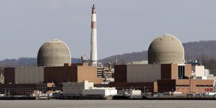 Die Atomreaktoren von Indian Point am Ufer des Hudson River.